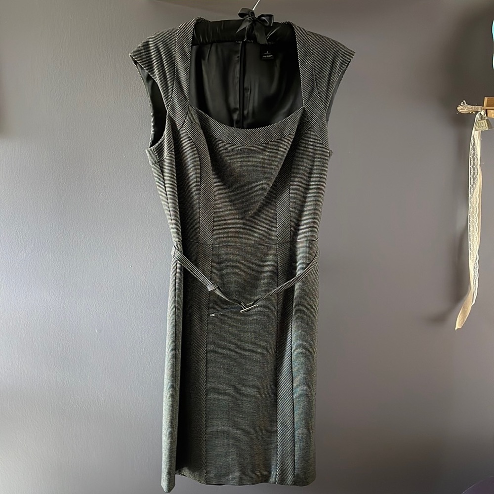 WhiteHouseBlackMarket black/white dots panel dress wbelt-cute & classic! sz8/$35